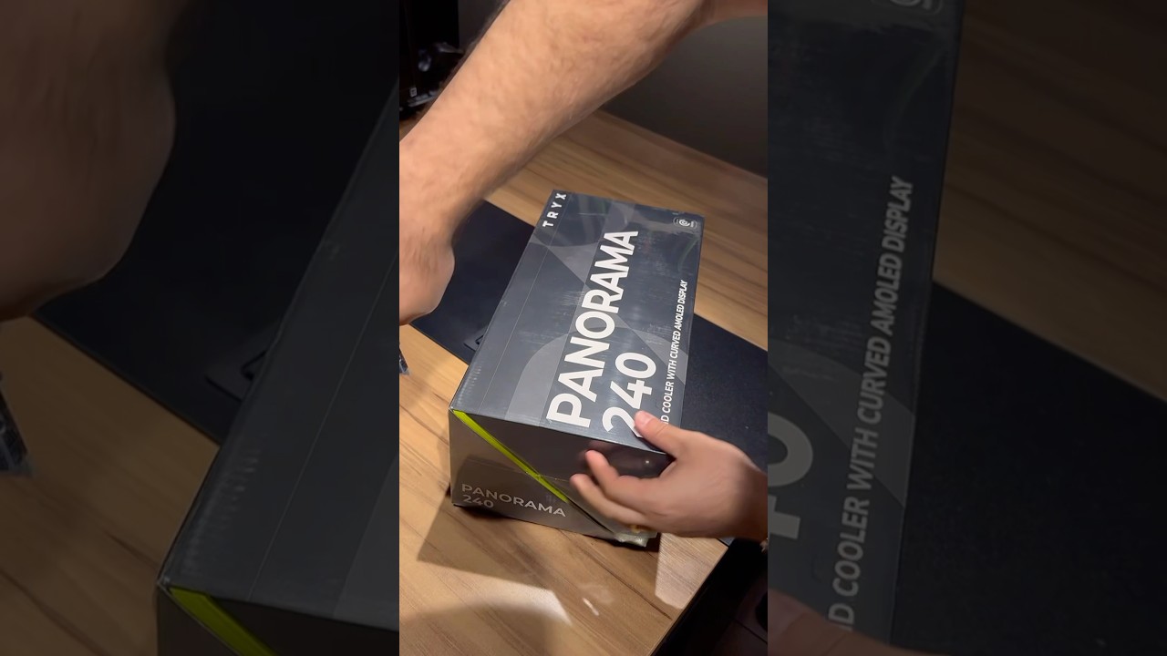 Um dos primeiros Water Cooler com display curvo a chegar no Brasil, o famoso Tryx Panorama. Curtiu?