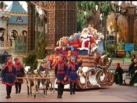 Christmas Parade Disneyland Paris November 2000 Youtube