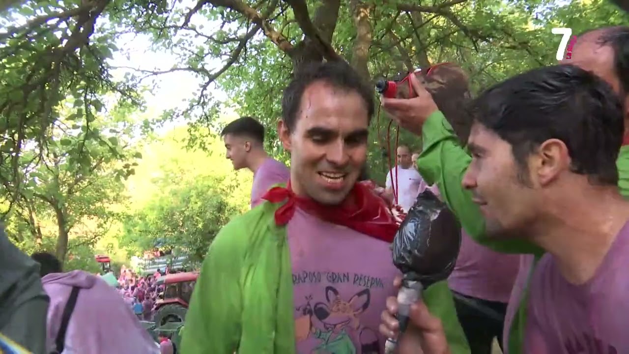 REPOR BATALLA DEL VINO HARO