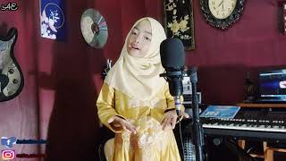 Nayla Ae Cover man Ana