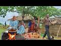 African Village Mom Cooks Delicious Vegetable Rice With BeefCurry |Village Life Cooking 