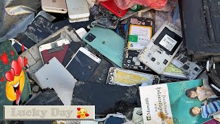 Found a lot of broken phones! Restoring Abandoned Destroyed Realme C11 Phone