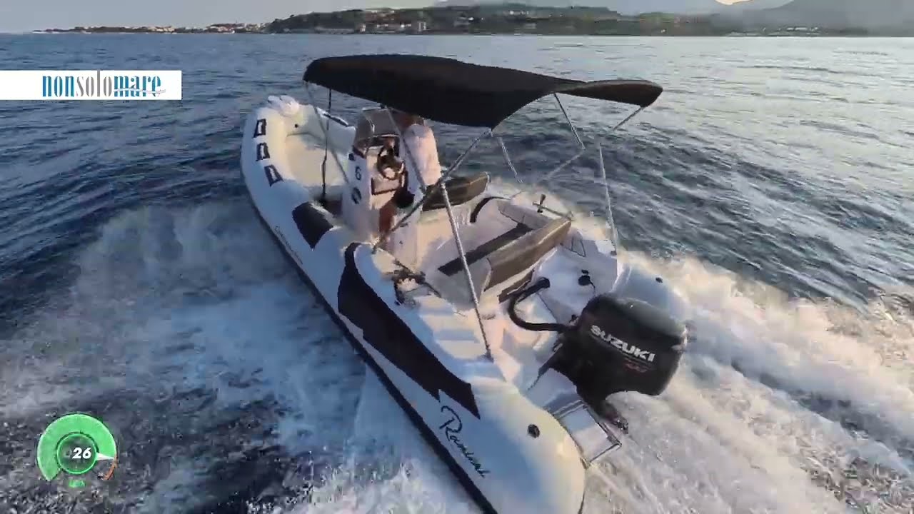 Ranieri International Cayman 19 Sport prova in mare con 40 cavalli Suzuki ARI