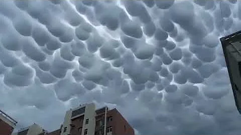 Strange clouds are floating in the sky at Shijiazhuang, Hebei Province, China. - DayDayNews