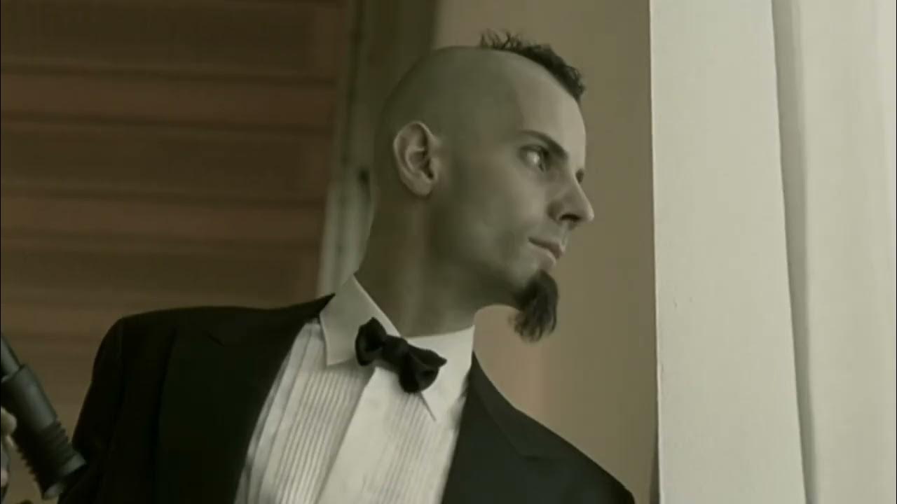 Rammstein ich will обложка. Тилль ich will. Тилль линдеманн их виль. Rammstein их виль. Тилль линдеманн 2001.