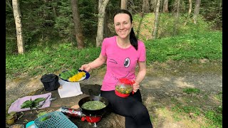 She collects spring wild edible plants in the forest and cooks delicious dishes with them. Part 18