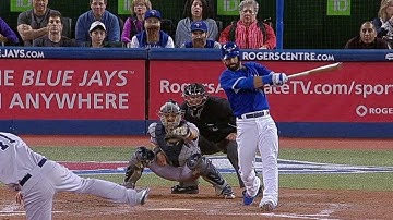 NYY@TOR: Bautista blasts a two-run homer to left