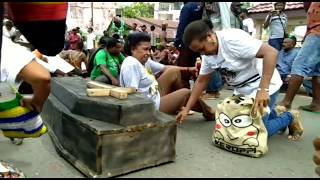 Ribuan Orang Asli Papua Unjuk Rasa Bawa Peti Mati Ribuan Orang Asli Papua Unjuk Rasa Bawa Peti Mati