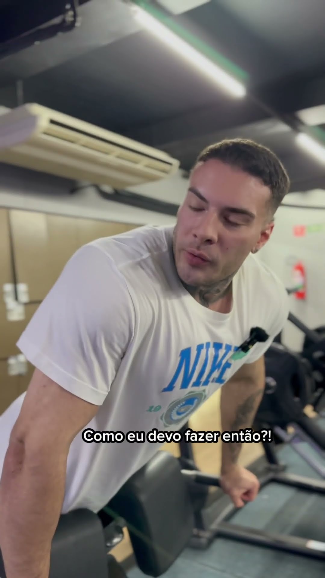 Tá tudo errado.