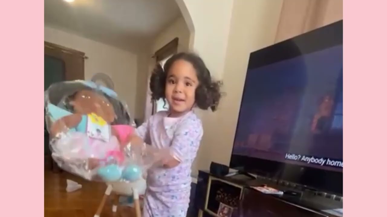 Best unboxing of our Cuddle Bee, Serenity 