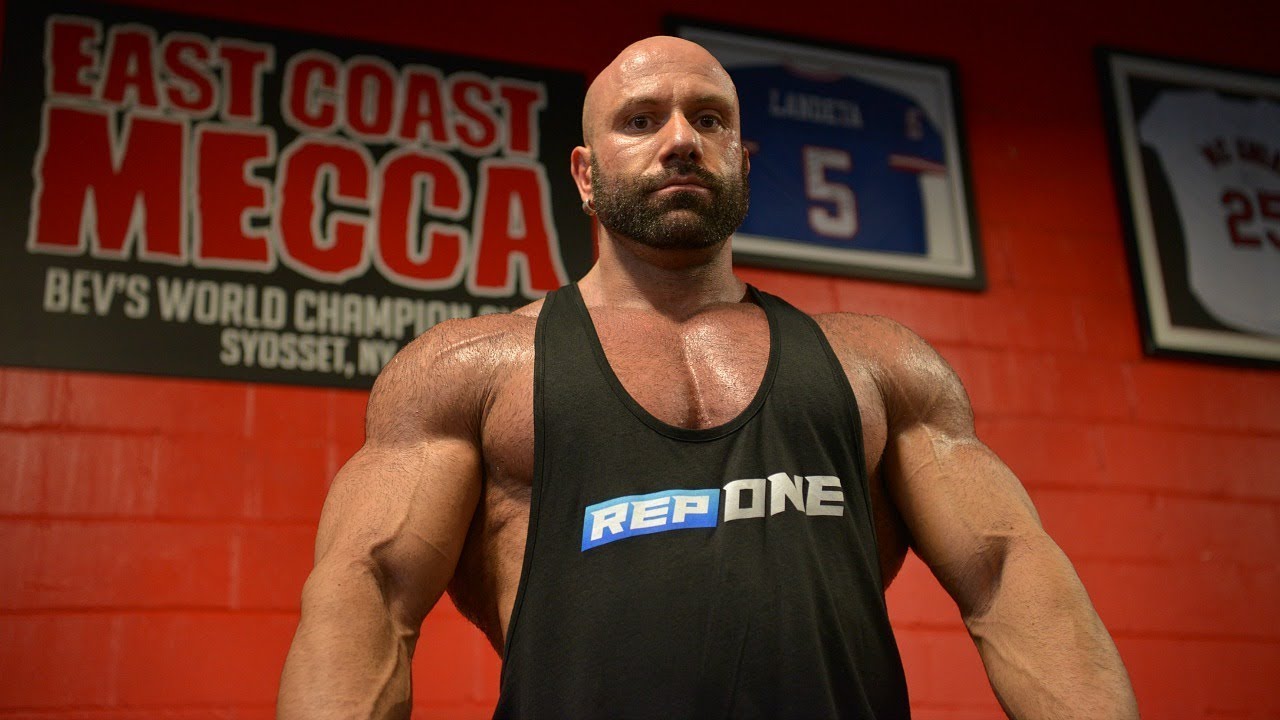 Steve von David enttäuscht. Erstes Training in New York