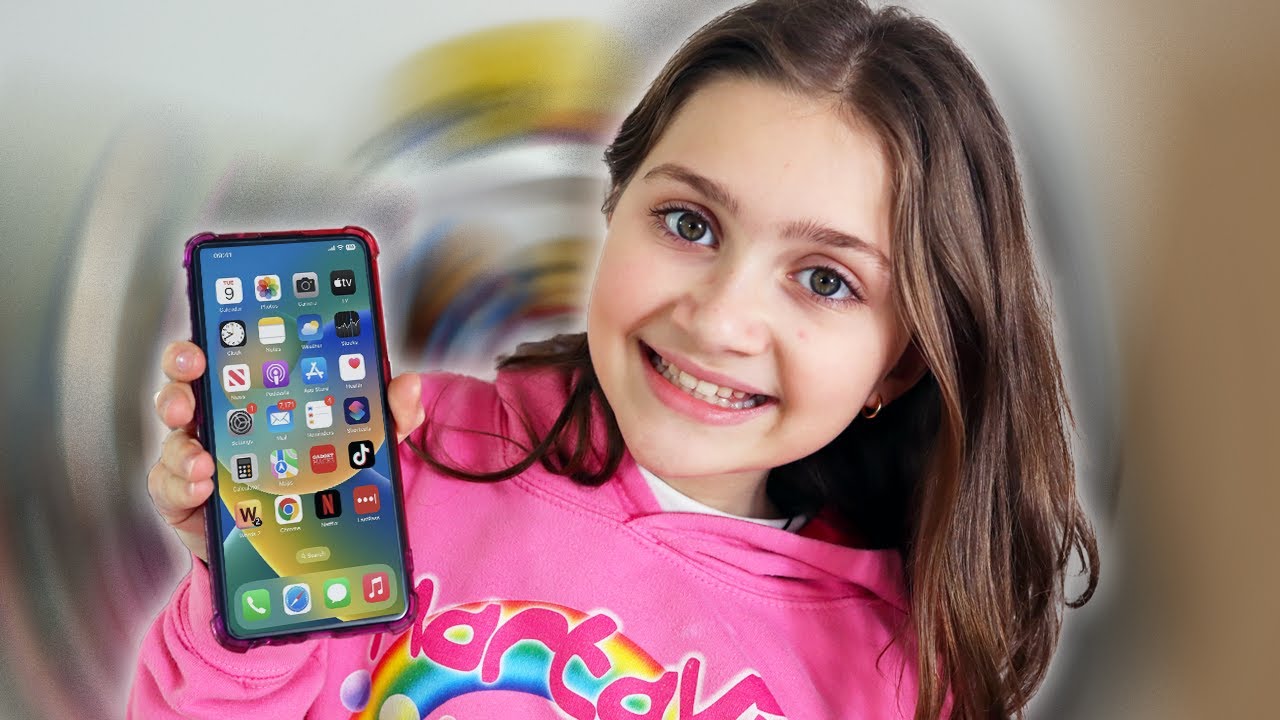 COSA C'È NELL' IPHONE DI MARTA!