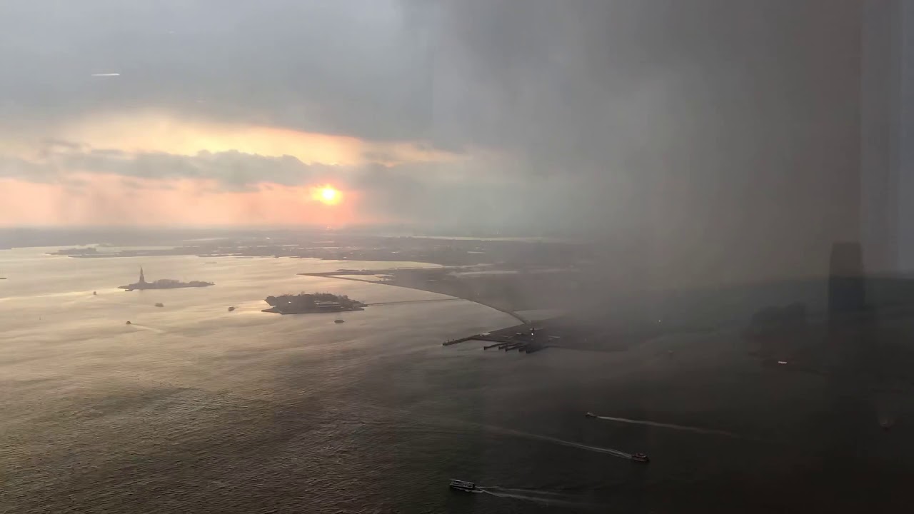 NYC Snow Squall #WTC - YouTube