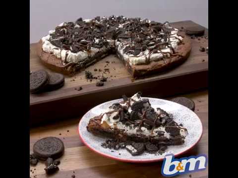 The Oreo Pizza B M Stores Youtube The Oreo Pizza B M Stores Youtube