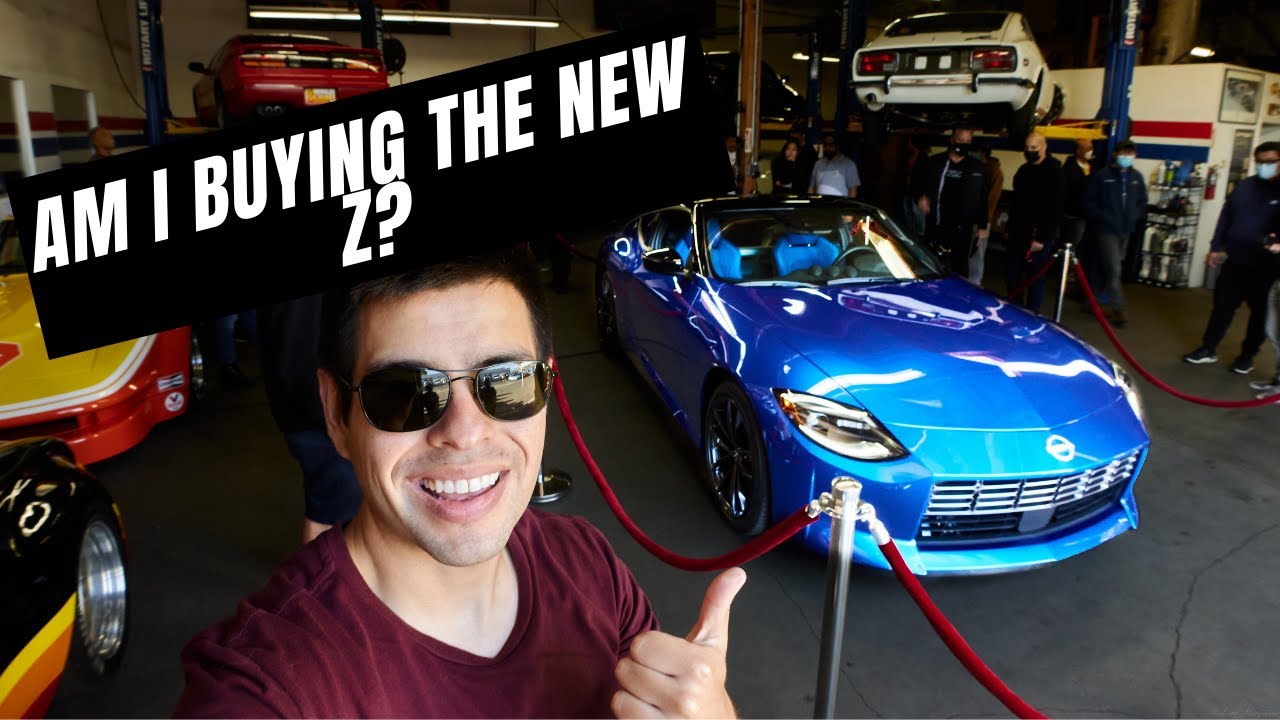 Nissan Z Walk Around at Z Car Garage! (Z Revving, Nissan Z Rep Q&A