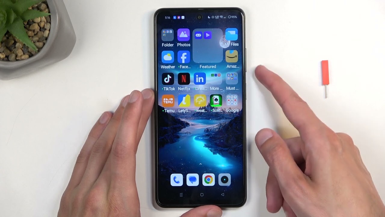 Как сделать скриншот на Realme 12x - захватите экран