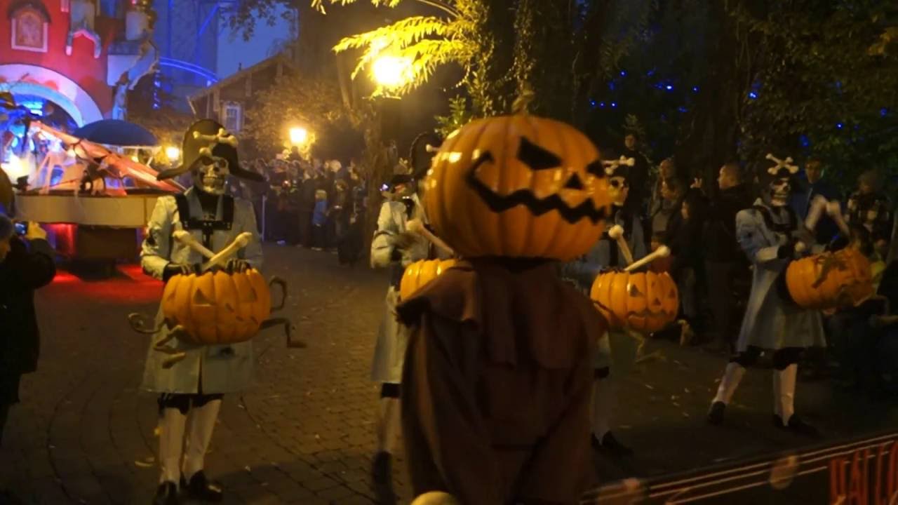EuropaPark HalloweenParade 2015 YouTube