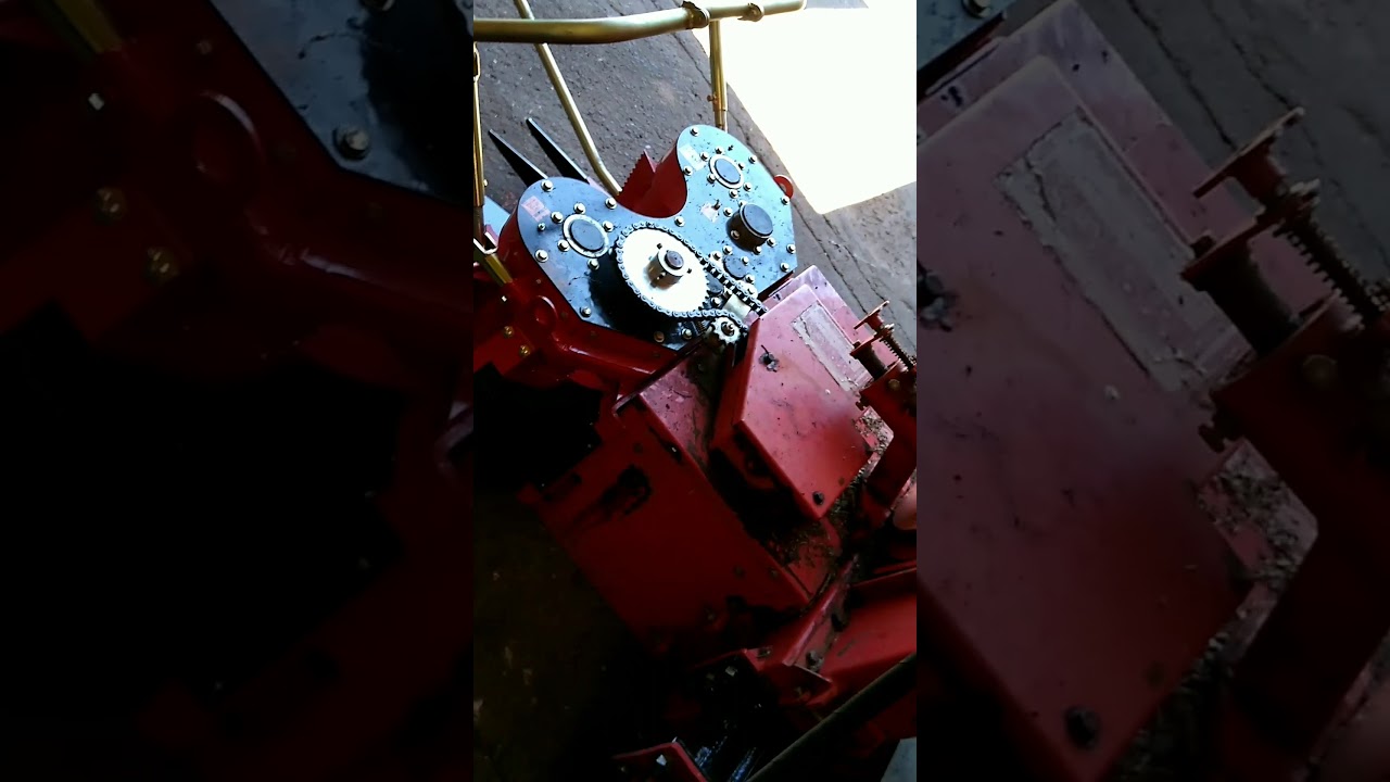 Alguns detalhes da Ensiladeira Nogueira