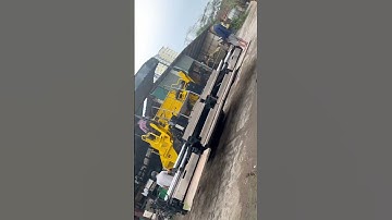 Máy rải Demag DF-115C