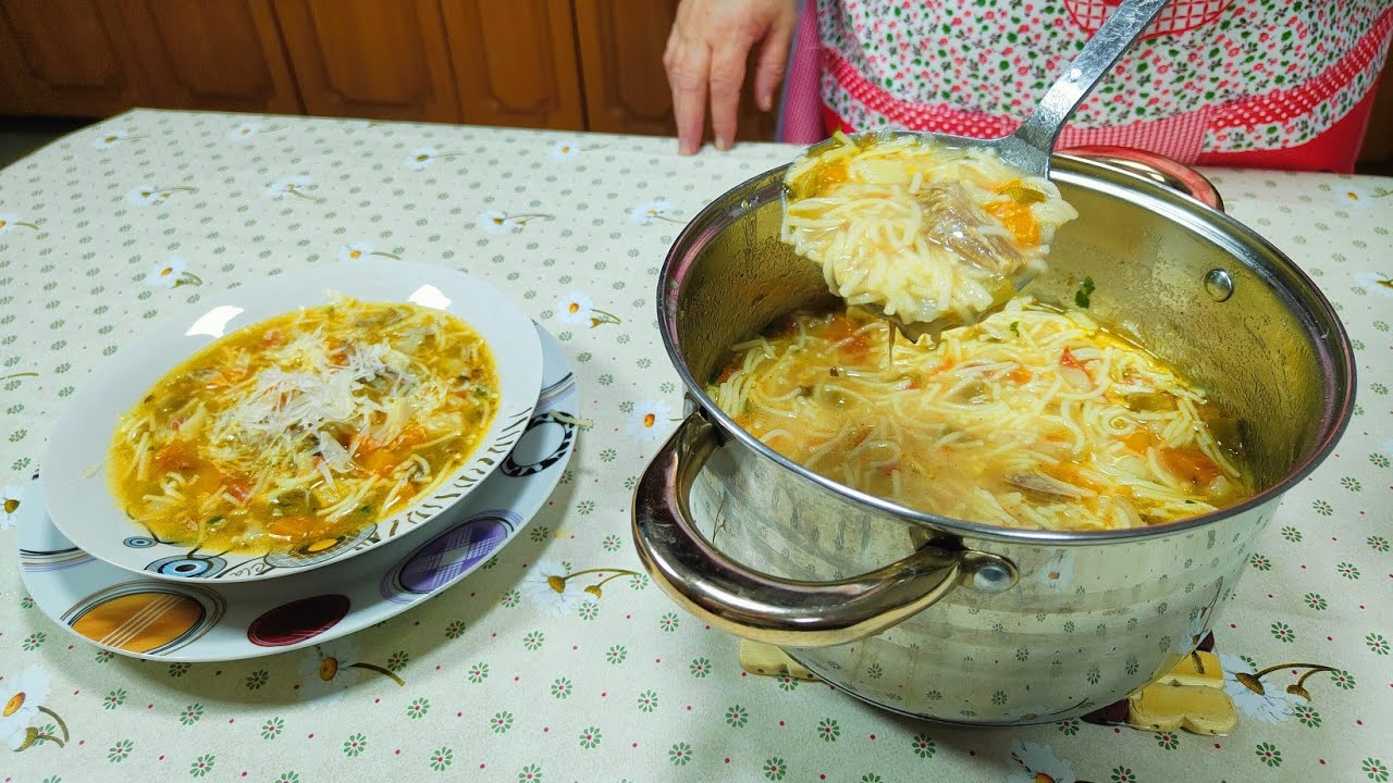 Supë me perime, receta e shoqes Italiane që nuk do e ndani nga tavolina