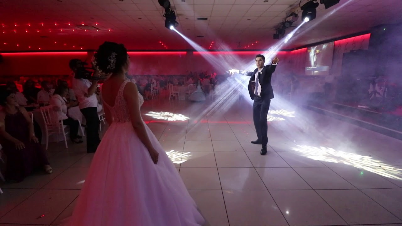 Gelin Ve Kardeşinden Gerizler Başı Ve Kerimoğlu Zeybek Gösterisi