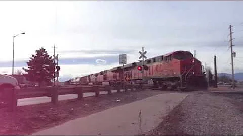 Ken Pratt Blvd Railroad Crossing (Longmont Colorado)