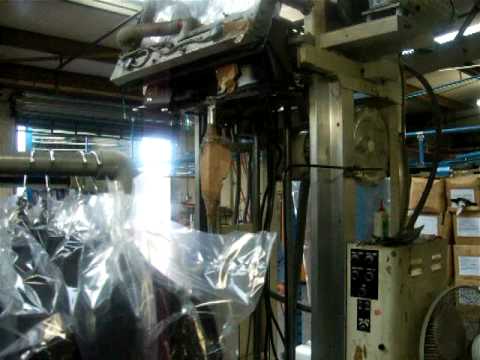 Reece S82 garment bagging machine - YouTube