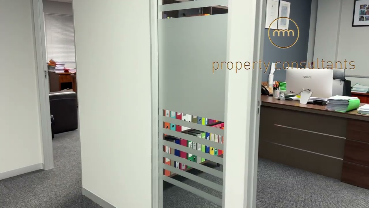 452m² Immaculate fitted office to rent in Faerie Glen