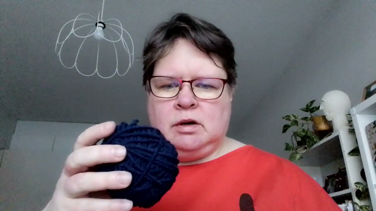 Kirsijn kirjavat jämälankoja riittää fanipaketissa