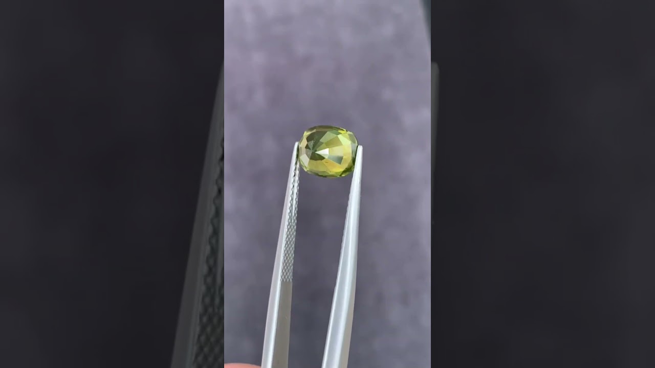 TL976-2 | Peridot tự nhiên 2,55ct - Giá 3.300k - 0921.400.999