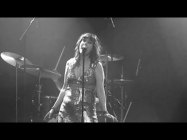 « L’enfant qui est en moi parle à l’enfant qui est en toi » - PRISONER (Official Video)