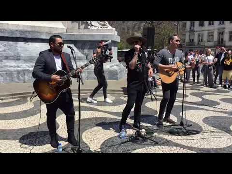 WAYLON LIVE IN LISSABON: OUTLAW IN EM (Akoestische versie)