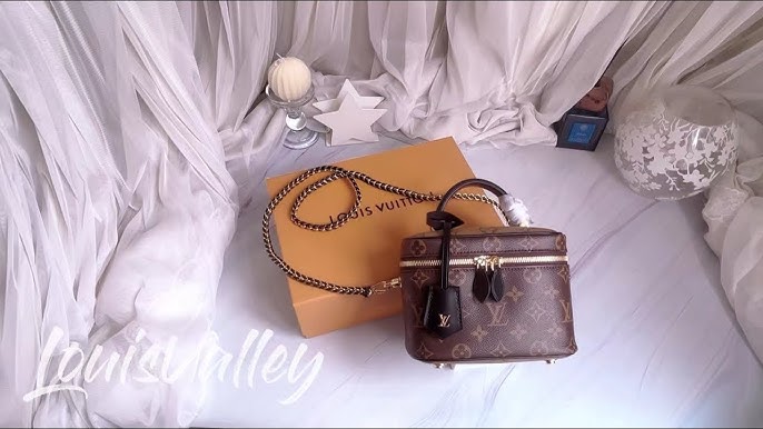 GET DRESSED WITH ME x HANDBAG OF THE DAY  LOUIS VUITTON VANITY PM  #marquitalvluxury #shorts #luxury 