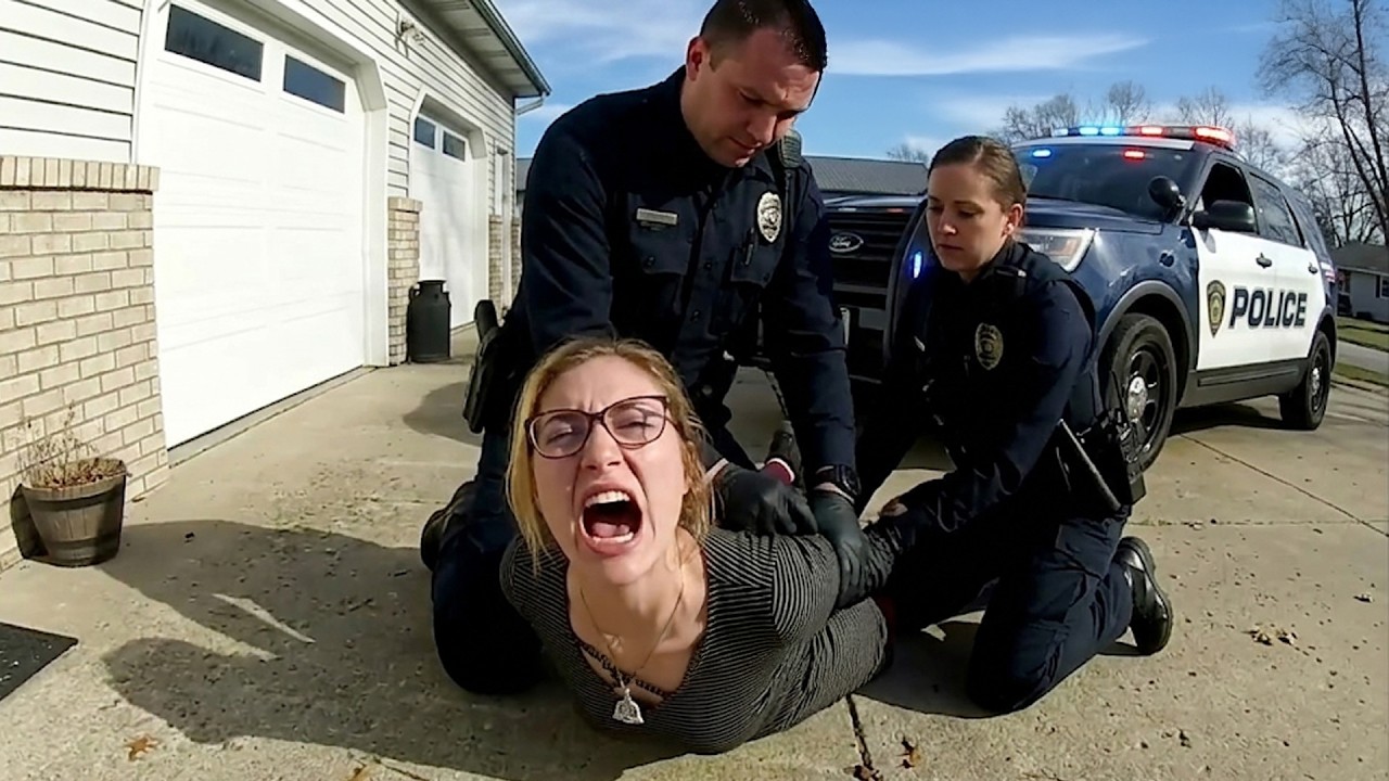 Entitled Karen’s Meltdown MESSED with the Wrong Cops | Karen Gets ...