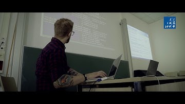 Physics at Leibniz University Hannover