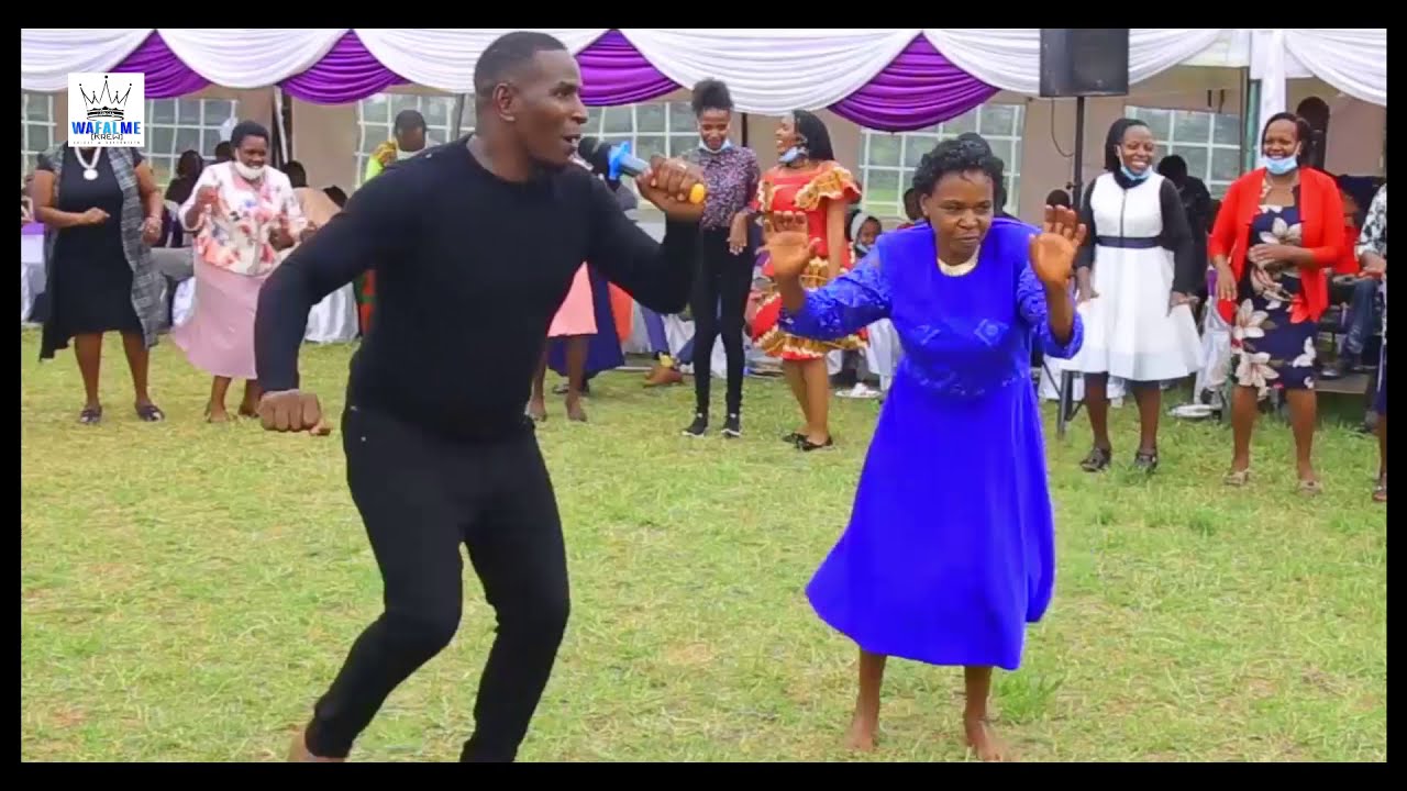 Firirida   Wedding dance challenge can your mum even MCAfrika Jamo Jeez  Wallen