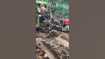 #shorts xe công nông 2 cầu chở chuối qua lầy #shortvideo #xe_công_nông #xecongnong