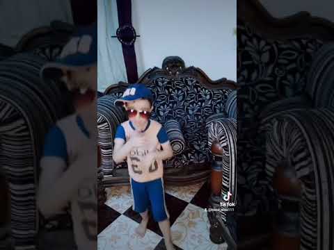محمد رمضان ما بنمشيش جنب الحيط انوس احنا بنمشي فى وسط الشارع