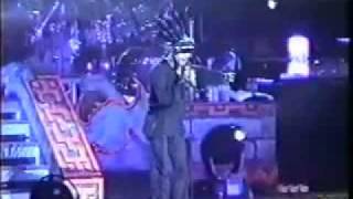 Jamiroquai - Planet Home(Live At Tokyo Budokan 2002).flv