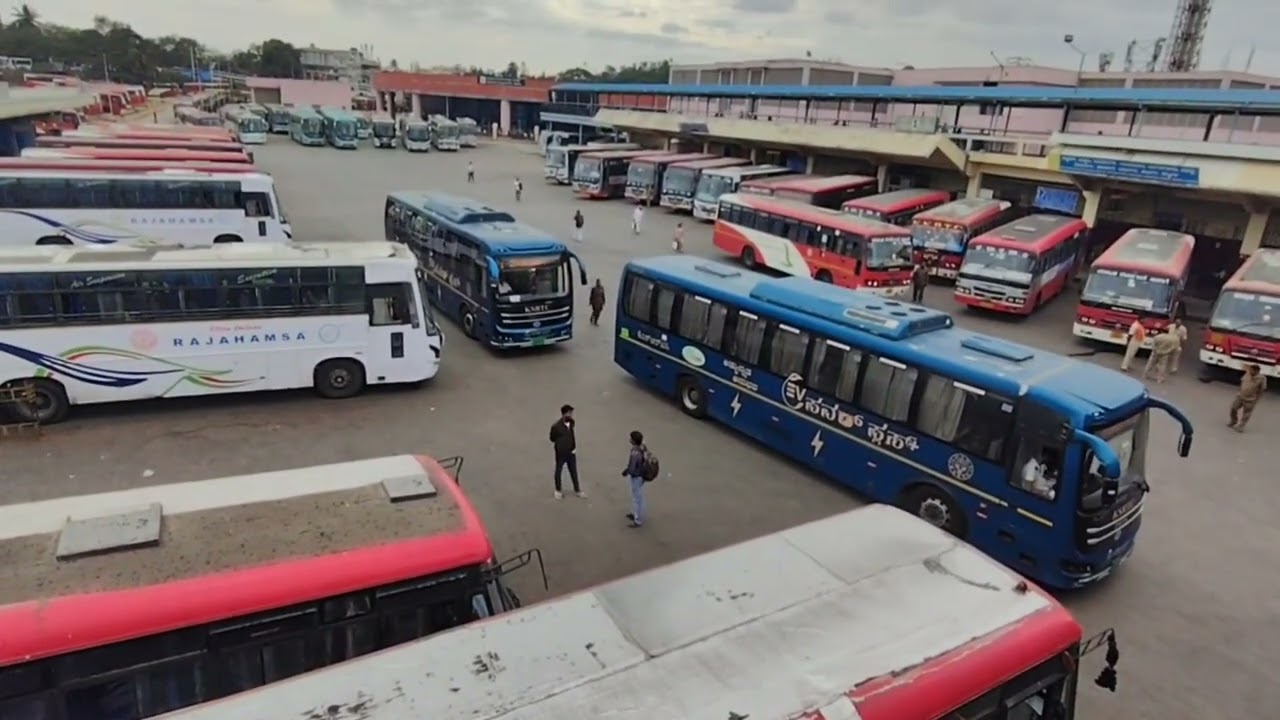 Bangalore majestic bus stand/ Kempegowda bus stand bangalore/  Bangalore red night area