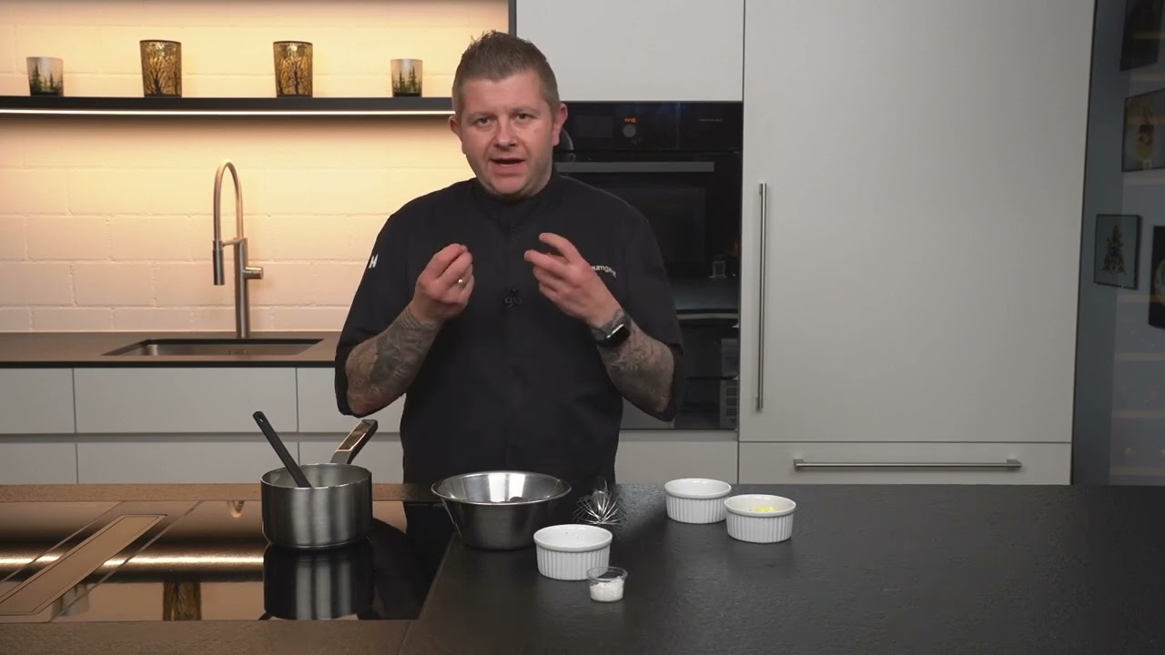 Pralinenfüllung: Earl-Grey-Ganache | Glänzende Pralinen mit Kay Baumgardt | 7hauben