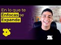 Por qué lo que piensas todo el día está construyendo tu realidad sin que lo sepas