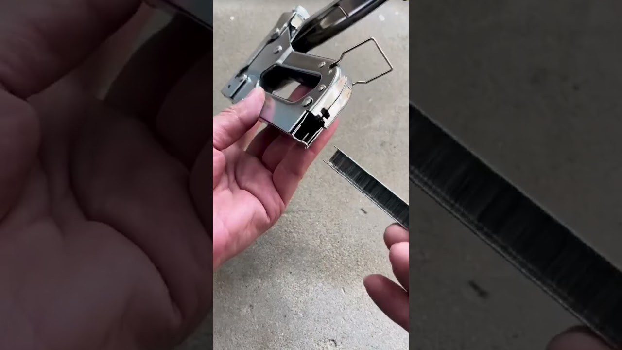 📌 "Staple with Speed! Portable Manual Rapid Clipper Stapler" (Link to product in the comments)