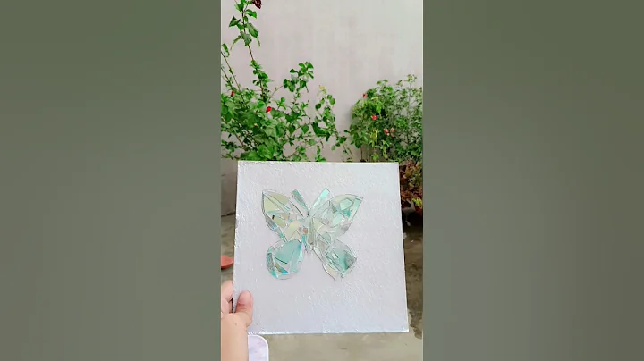 DIY broken mirror frame😱 | Wall Decoration Mirror Butterfly Craft Idea #craft #shorts #butterfly