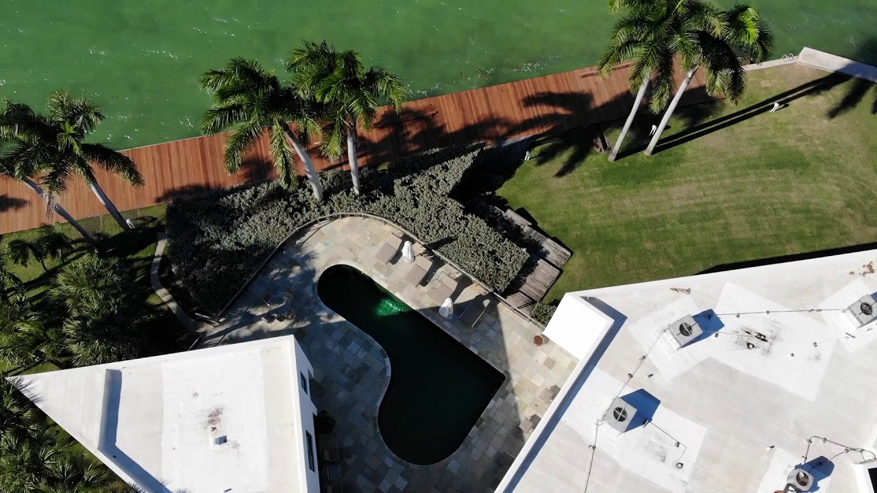 FRANK LOPEZ MANSION SCARFACE - YouTube