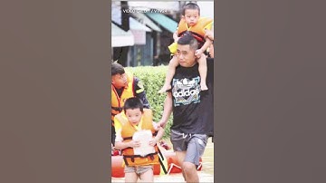 Lực lượng cứu hộ xuyên đêm giải cứu người dân bị mắc kẹt trong lũ #tintuc #giaitri #KhanhHoa #cuuho