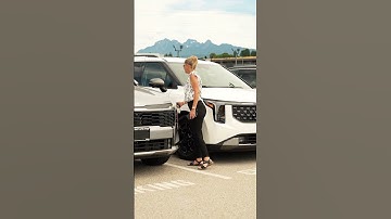 Did you know Kia cars can do this? | See How To Use the Smart Key RSPA Feature with West Coast Kia