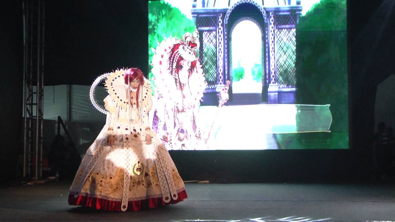 YCC Internacional 2015 - França: Esther Blanchett - Trinity Blood