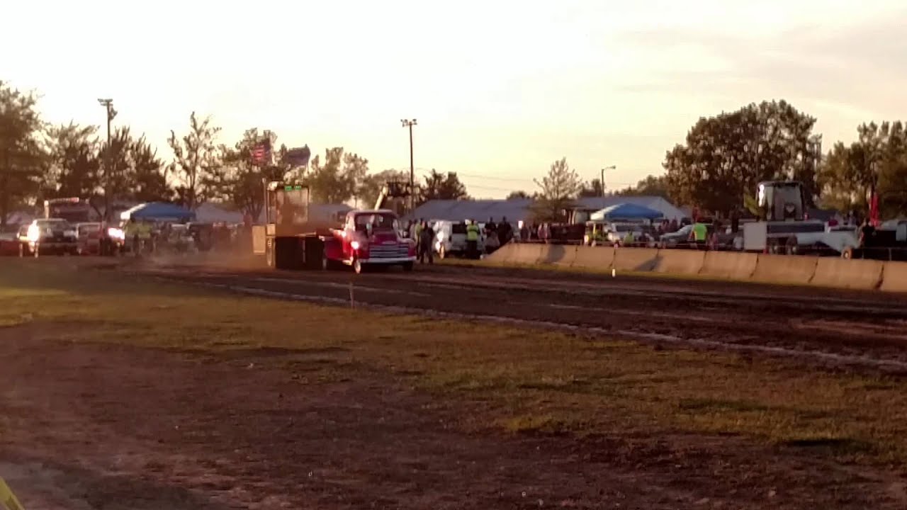 Bowling Green Ohio Wood county fair truck pull YouTube