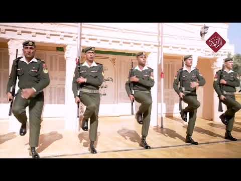 جلالة الملك عبدالله الثاني يرافقه سمو ولي العهد خلال زيارته لقيادة المنطقة العسكرية الشمالية